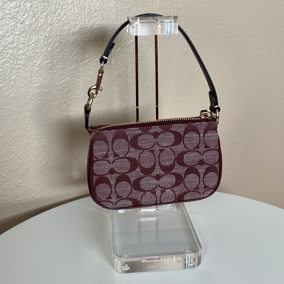 NWT Coach Nolita 15 Signature Chambray Wristlet & Card Holder Wine/ Burgundy - Picture 4 of 11